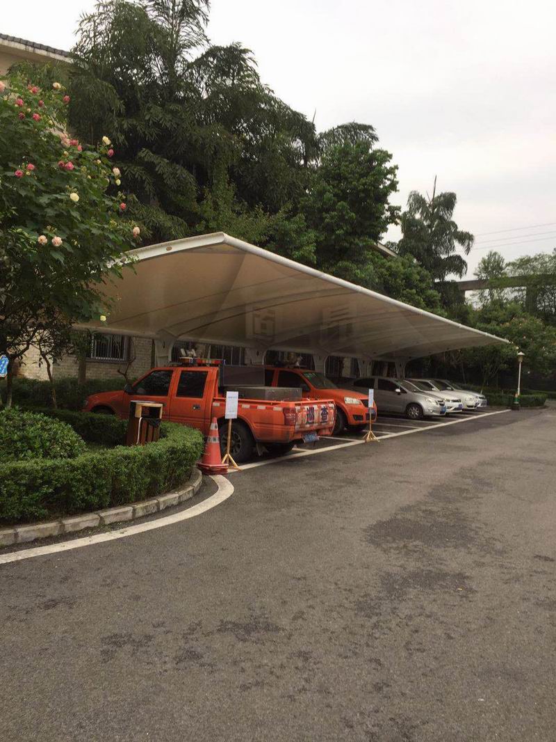 G65收費站停車棚